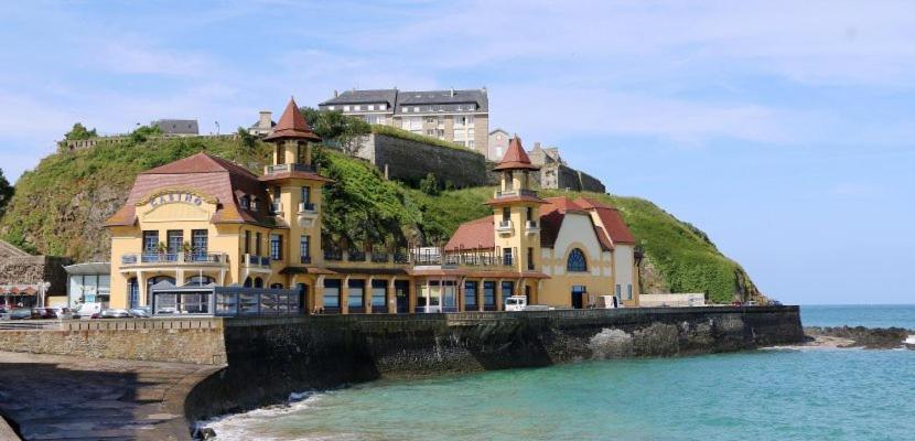 Charmant Logement T2 A 2 Pas De La Mer Гранвил Екстериор снимка