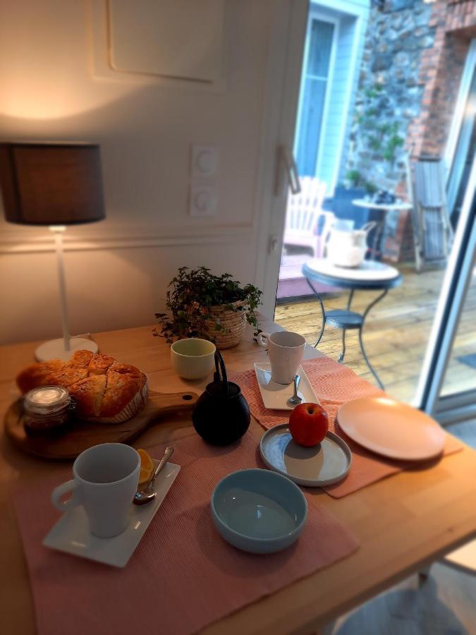 Charmant Logement T2 A 2 Pas De La Mer Гранвил Екстериор снимка